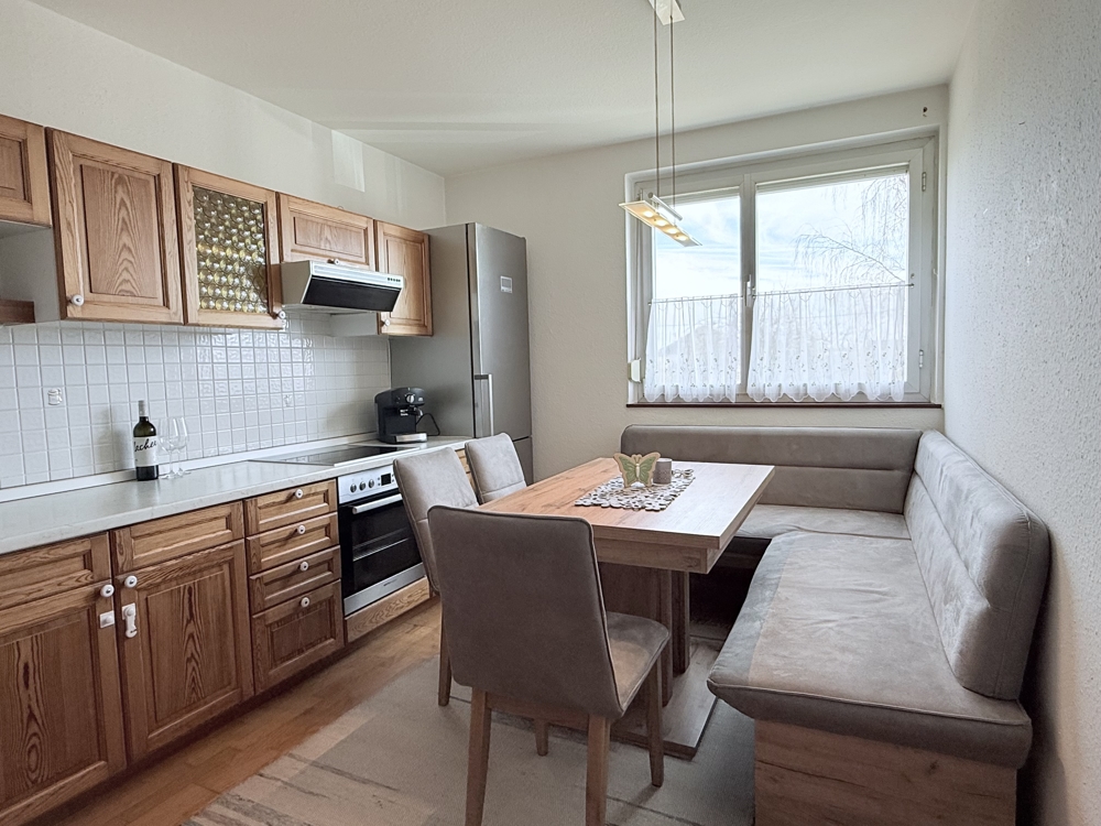 Braunau am Inn - 3 Zimmer-Wohnung - 1. OG - ca. 82,50 m² - Loggia - PKW-Abstellplatz.