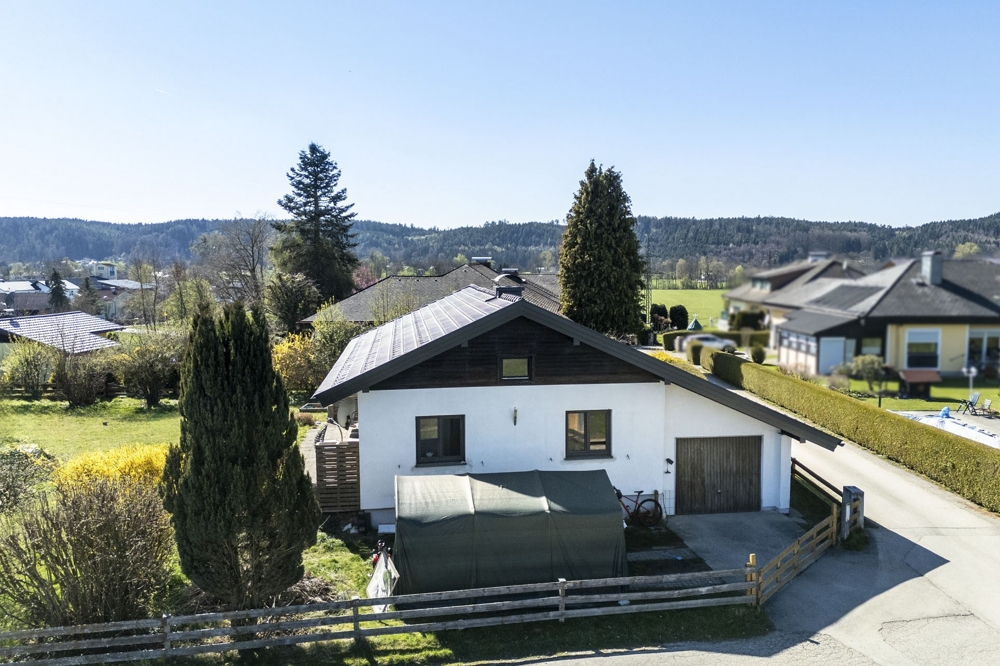 Pfaffstätt - Gemütlicher Bungalow in schöner Wohnlage - Garten - Garage - Keller