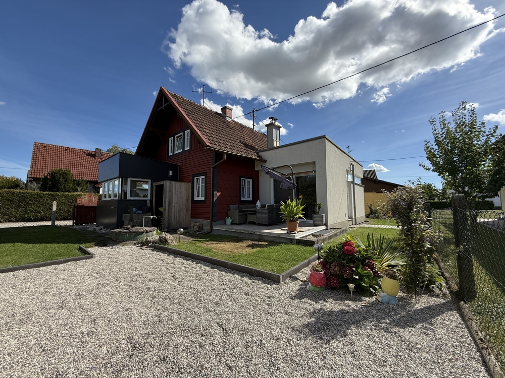 Braunau am Inn / Dietfurt - Einfamilienhaus mit Ateliercharakter.